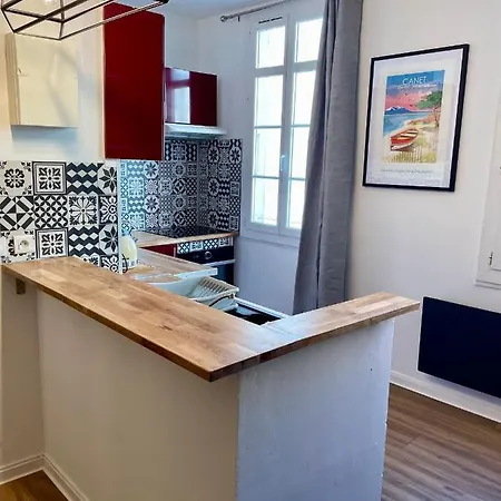 Republique - Dauder De Selva * Перпиньан