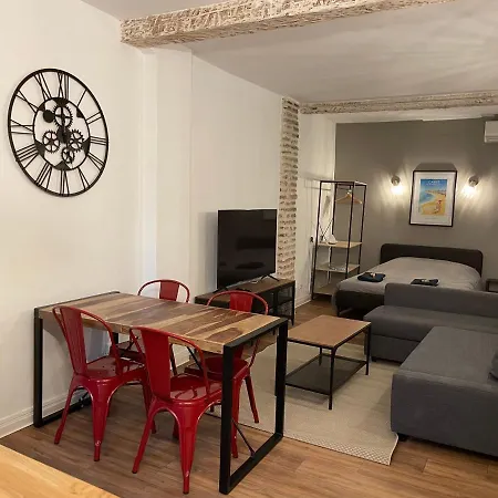 Republique - Dauder De Selva *