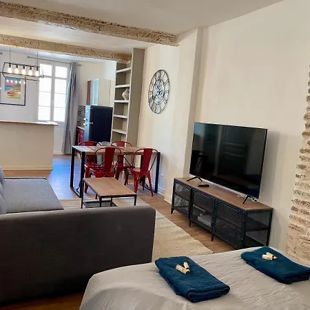 Republique - Dauder De Selva