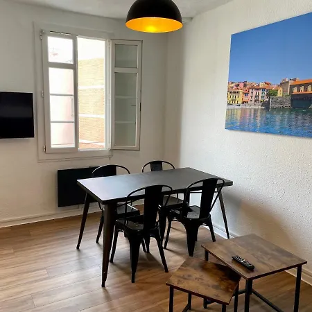 Republique - Dauder De Selva Apartment