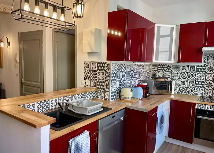 Republique - Dauder De Selva