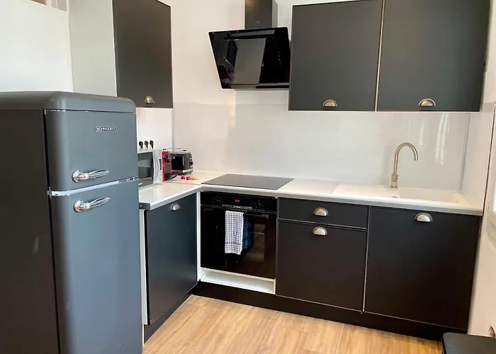 Republique - Dauder De Selva Apartamento